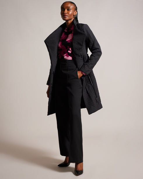 ROSEMAE-Outerwear-Wrap yourself in timeless elegance with our ROSEMAE padded wrap coat. Designed with a midi length, it exudes sophistication and provides optimal coverage for cooler days. Our house check quilted texture adds depth and dimension, so yoou can showcase your style whether you're walking the dog or making your morning commute. Padded wrap coat Midi length Asymmetric zip fastening House check quilted texture Pockets Long sleeves Belted waist- Ted Baker Romania